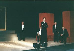 2001 - Antigone.jpg